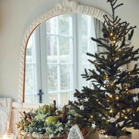 10 geniales ideas de decoración navideña para espacios pequeños