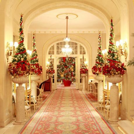 Britské hotely, které se o Vánocích vydávají naplno