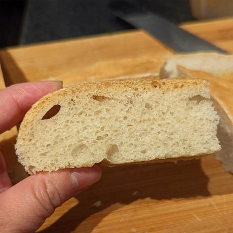 ภาพขนมปังที่ทำโดยใช้เครื่องผสม Breville