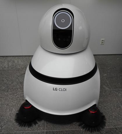 LG-Cloi-home-robot-4