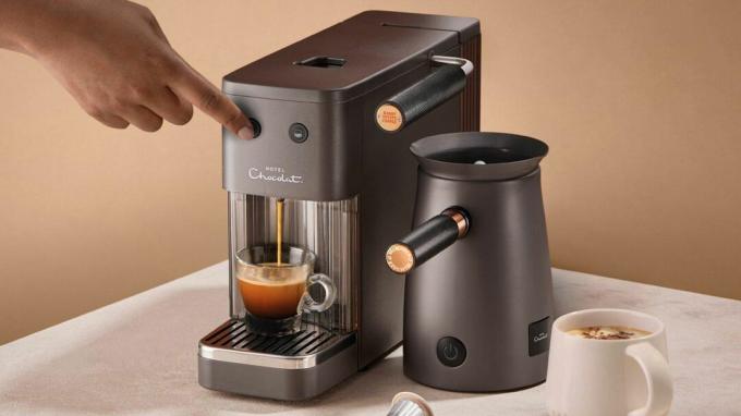 Hotel Chocolat Podster kaffemaskine skaber en kaffe