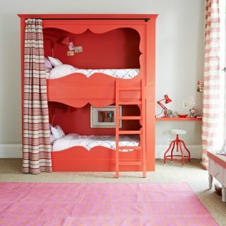 Rött och vitt sovrum med våningssäng | Sovrumsinredning | Hem och trädgårdar | Housetohome.co.uk