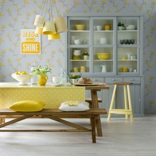 غرفة طعام رمادية بالليمون والحمامة | أفكار تزيين باللونين الأصفر والرمادي | البيت المثالي | Housetohome.co.uk