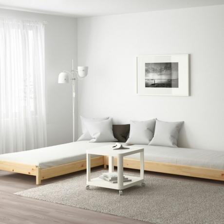 IKEA-ს ეს 199 ფუნტი ღირებული საწოლი სასტუმრო ოთახის იდეალური ჰაკია