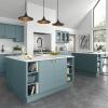 Atjauniniet savu virtuvi ar modernām krāsām vietnē Mereway Kitchens
