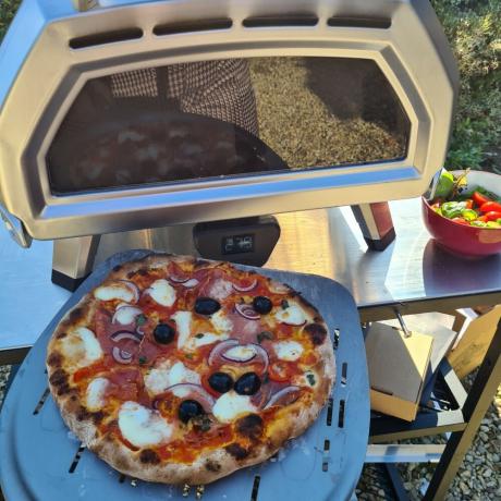 Recenzia Ooni Karu 16 Multi-Fuel Pizza Oven