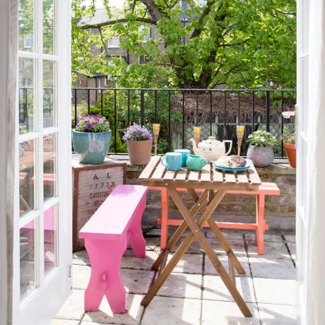 Ideje za balkonski vrt - majhne prostore spremenite v mini vrtnarske oaze