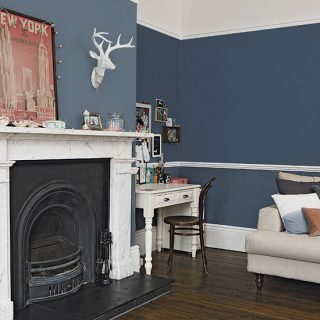 Perinteinen tummansininen olohuone | Olohuoneen sisustus | Ihanteellinen koti | housetohome.co.uk