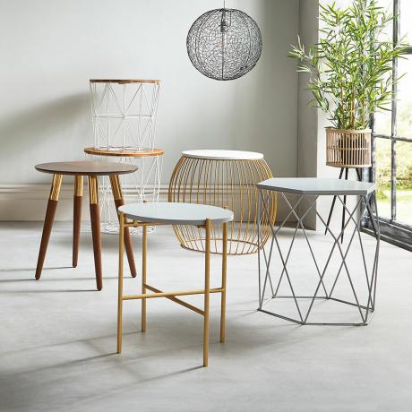 Ezek a katalán dizájner megjelenésű oldalsó asztalok már megtalálhatók a boltokban és online