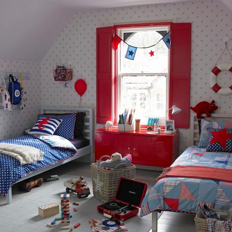 Easy kid's bedroom makeover David Brittain