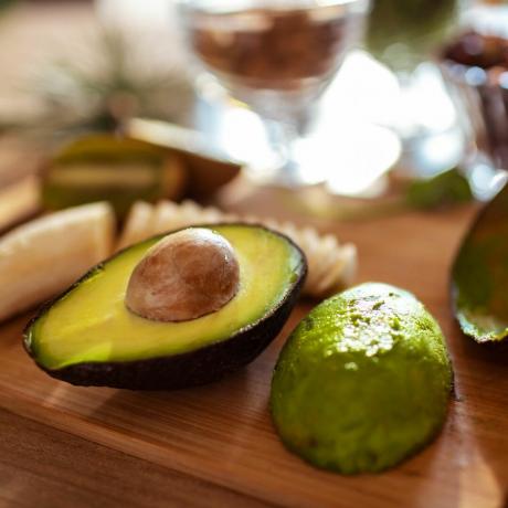 Hur man odlar avokado från sten: en steg-för-steg-guide