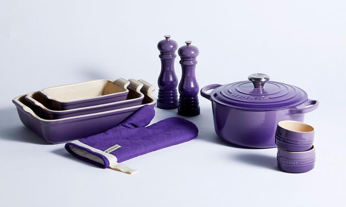 Detta nya för 2019 Le Creuset Ultra Violet-köksredskap inspirerar våra #köksmål