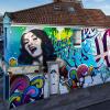 Moderne Kunst mit ernster Botschaft: Graffiti-Künstler erobern Londoner Reklametafeln, um auf den Selbstmord junger Männer aufmerksam zu machen