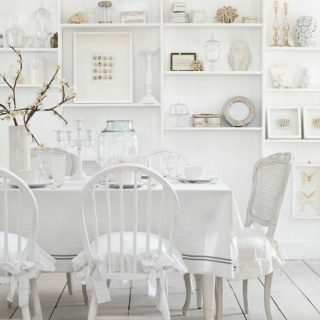 غرفة طعام ريفية بيضاء نقية | أفكار تزيين البلد | البيت المثالي | البيت