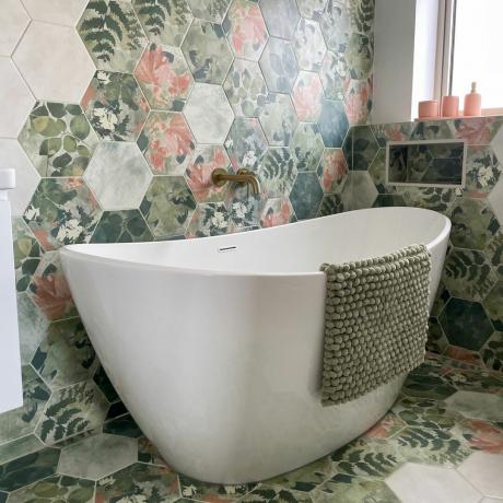 Carreaux verts hexagonaux pour salles de bains Ribble Valley