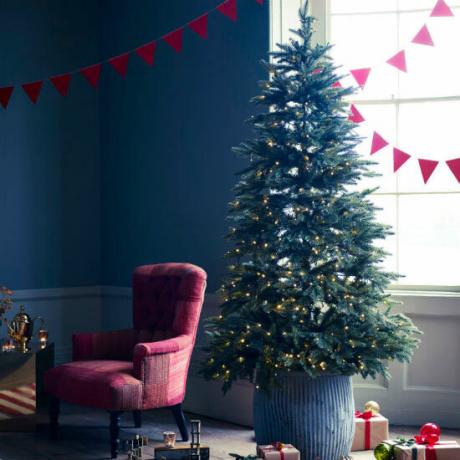 Како одабрати украсе за божићно дрвце