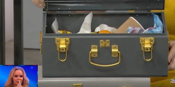 Seperti yang terlihat pada Saturday Night Takeaway: Peralatan rumah tangga QVC Amanda Holden