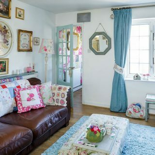 Blått och vitt vardagsrum | Vardagsrumsinredning | Stil hemma | Housetohome.co.uk
