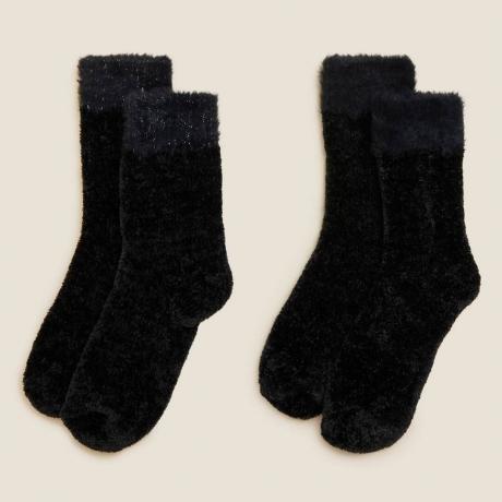 Чорні пухнасті шкарпетки