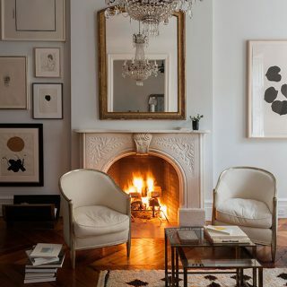 Witte traditionele woonkamer met open haard | Woonkamer inrichten | Livingetc | Housetohome.co.uk