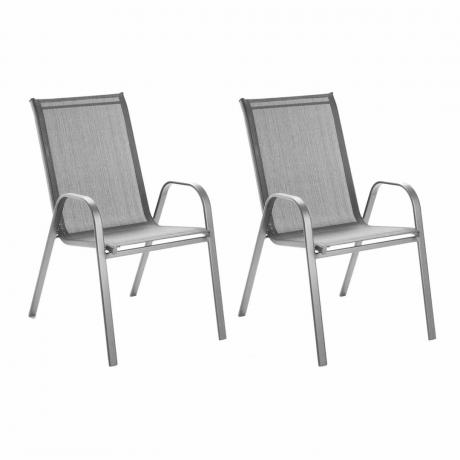 Dve sivé kovové lacné záhradné stoličky