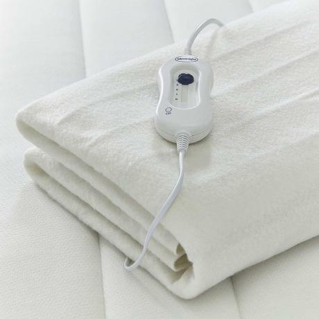 電気毛布はミレニアル世代の寝室の驚きの新しいトレンドです