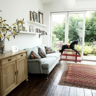 Traditionelles weißes Wohnzimmer | Wohnzimmerdekoration | Ideales Zuhause | housetohome.co.uk