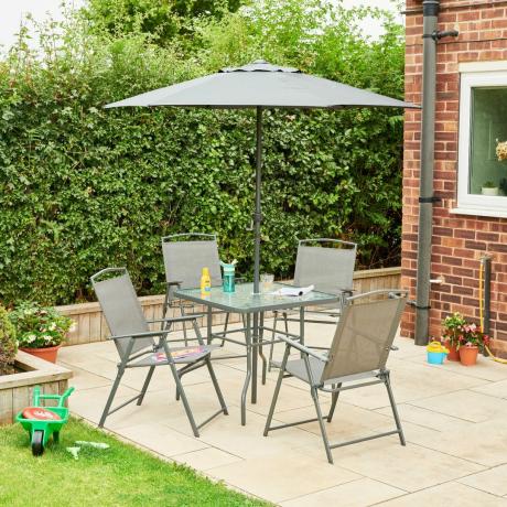 Set masă de grădină cu 4 locuri cu umbrelă de soare