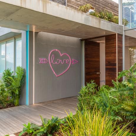 Love Island Villa 2020 terungkap! Mengintip di sekitar vila yang bergaya