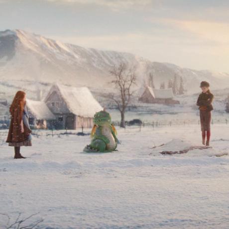Коледната реклама на Джон Луис 2019 Едгар топи снежен човек