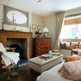 Neutralt vardagsrum med stenmur | Vardagsrumsinredning | 25 vackra hem | Housetohome.co.uk
