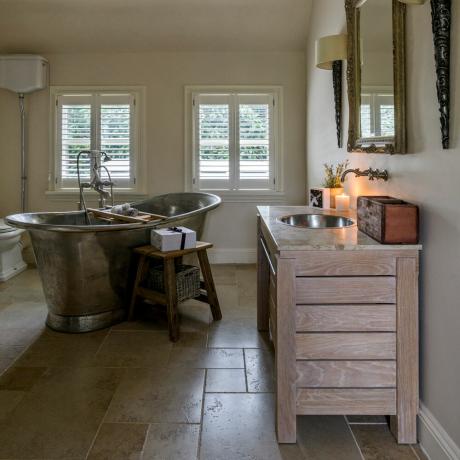 accogliente bagno cottage dell'Oxfordshire