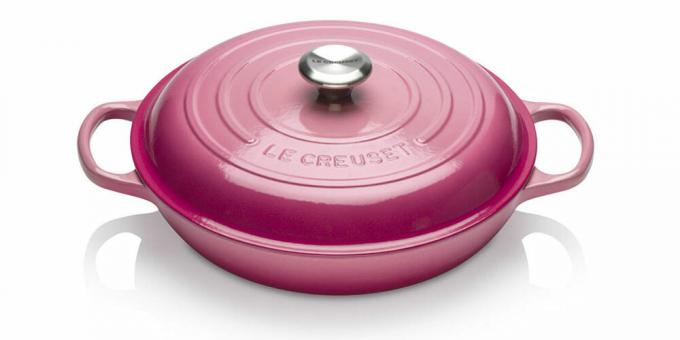 Hidangan casserole merah muda Le Creuset ini membuat kami berharap kami memasak makan malam Natal?