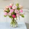 Hvorfor lyserøde roser er PERFEKTE blomster til at sende din mor denne mors dag