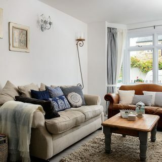Neutrale gezellige woonkamer | Woonkamer inrichten | Stijl thuis | Housetohome.co.uk