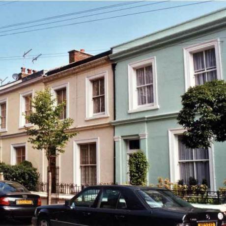 Gennemsnitspriser for ejendomme beliggende på gader, der begynder med U, ligger på £ 251.307 - over £ 25k mere end det nuværende britiske gennemsnit. Jo Simmons/IPC Images