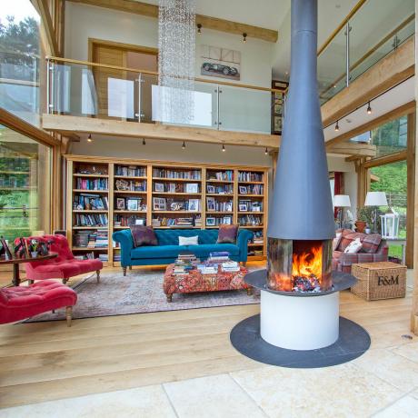 Recorre el increíble Coastmans Lodge digno de Grand Designs en Surrey