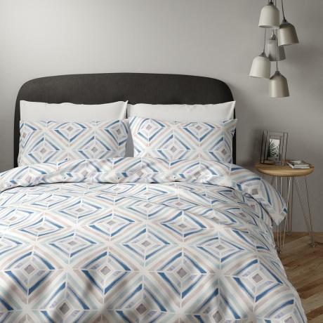 Hold roen, sov videre i Marks and Spencer Comfortably Cool sengetøy