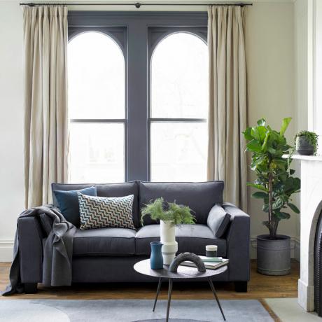 Сірий-вітальня-ідея-диван