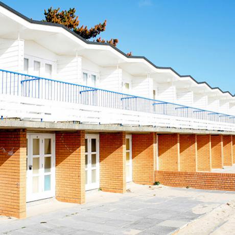 Migliaia di offerte per un posto nella lista d'attesa della capanna sulla spiaggia del Dorset